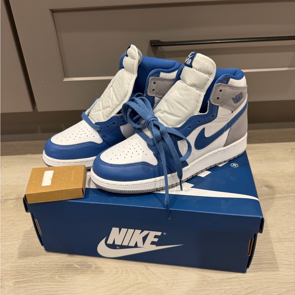 Nike Blue and White High-Tops